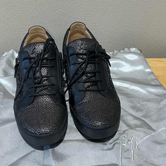 Giuseppe Zanotti men’s sneakers NEW size 43 US 10 Made in Italy - Picture 2 of 10